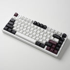 深井 keycap set lifestyle photo
