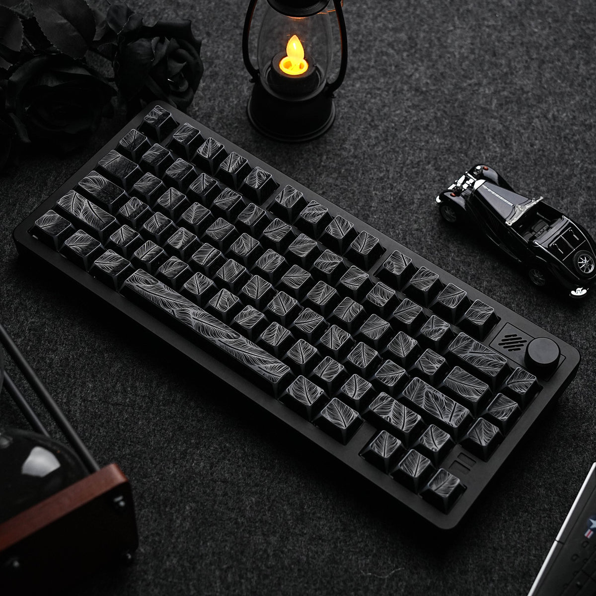 Jaycomia Feather Black Cherry LAS PBT keycap set