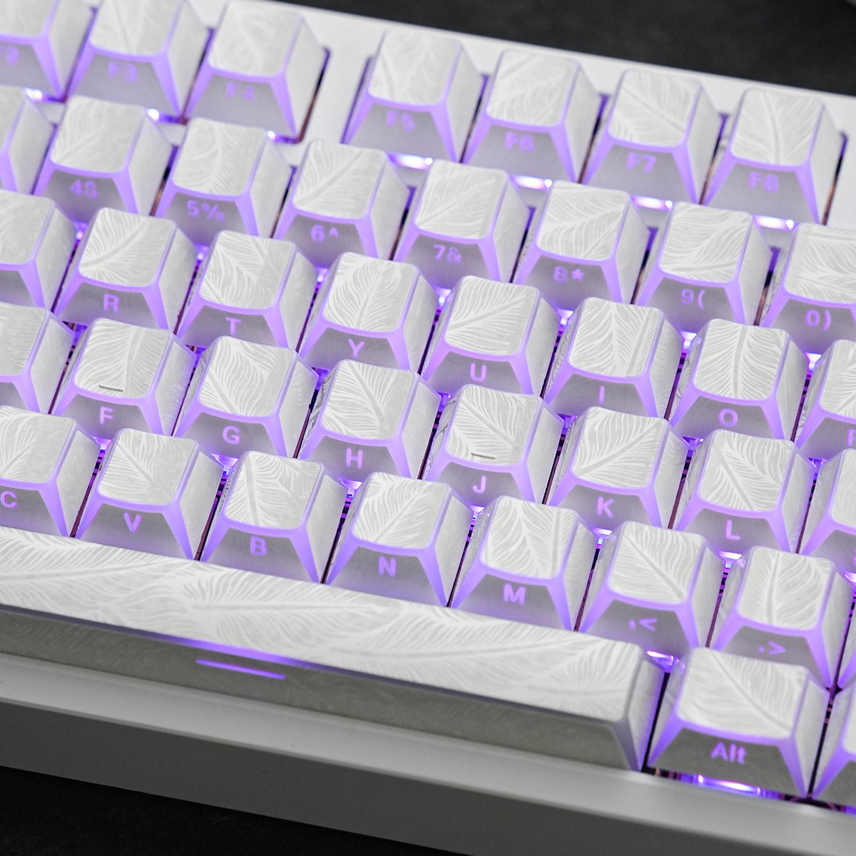 Jaycomia Feather White Cherry LAS PBT keycap set