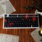 枫叶 keycap set lifestyle photo
