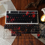 枫叶 keycap set lifestyle photo