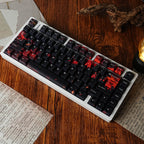 枫叶 keycap set lifestyle photo