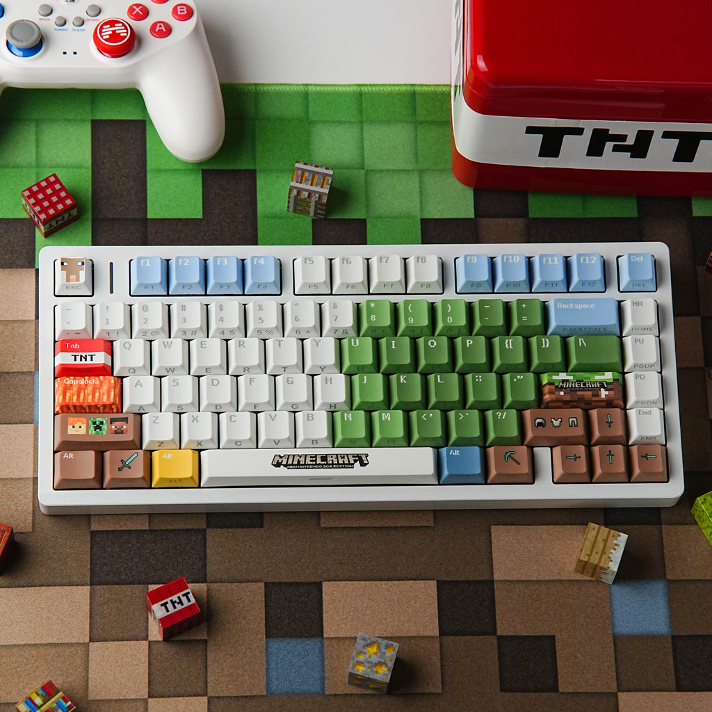 我的世界 keycap set lifestyle photo