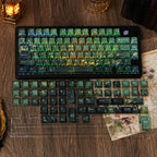 星空v4 keycap set lifestyle photo
