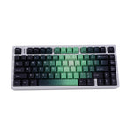 青漪 keycap set lifestyle photo
